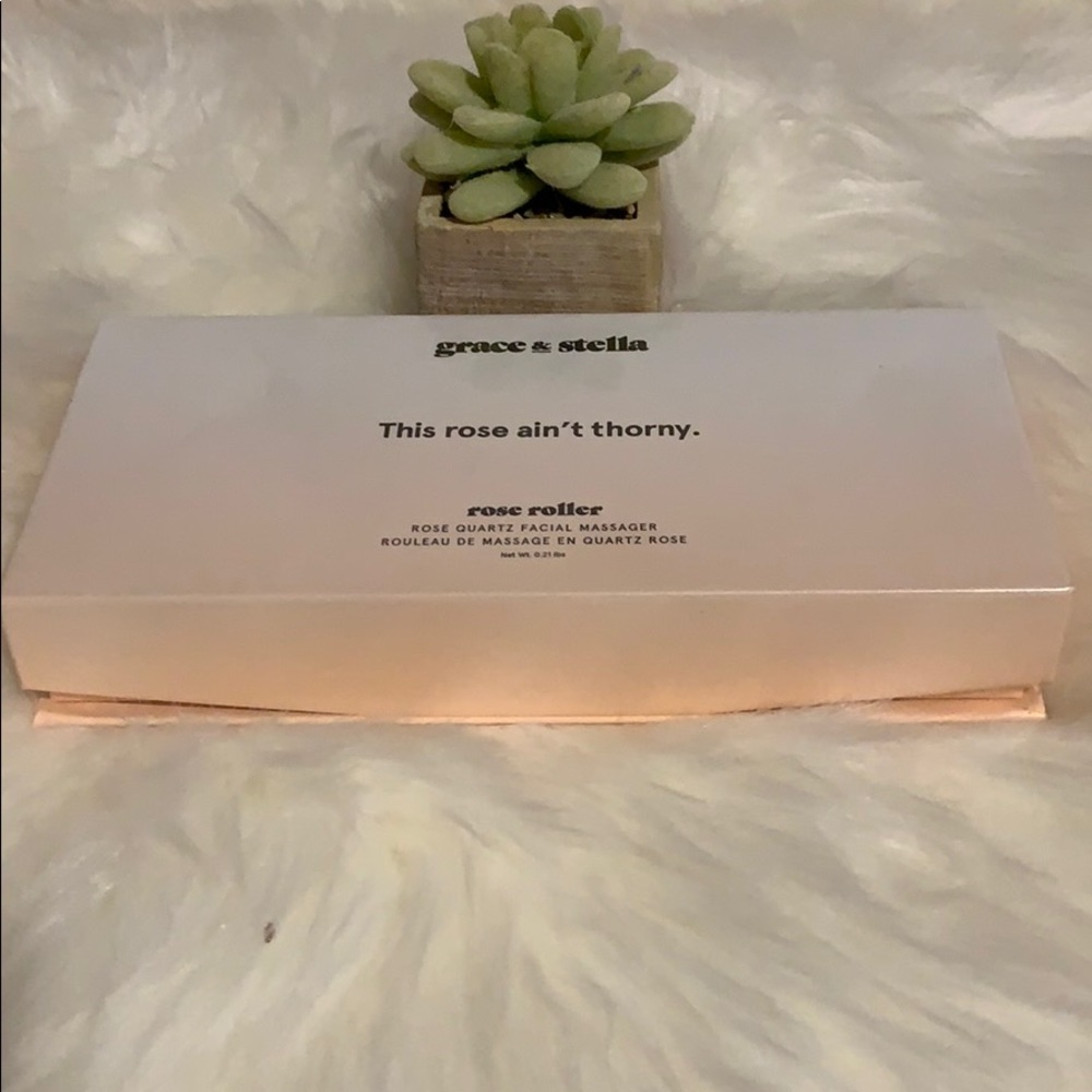 💥SOLD 💥GRACE & STELLA Rose Quartz Facial Roller - Picture 8 of 8
